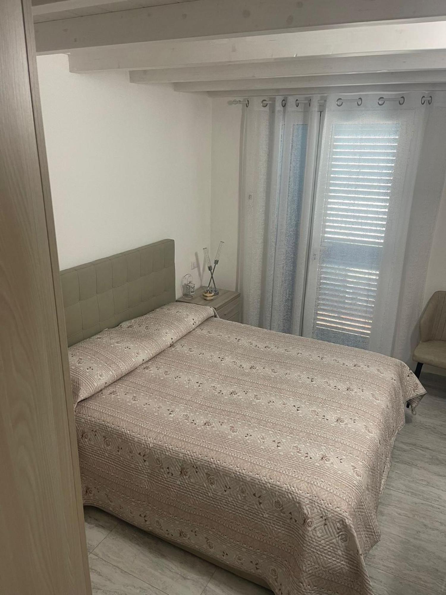 La Perla Del Mare 2 Bed & Breakfast La Caletta Exterior photo